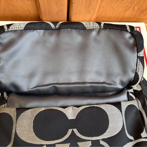 Coach Kristin crossbody Creed No. F22302 - Picture 7 of 8